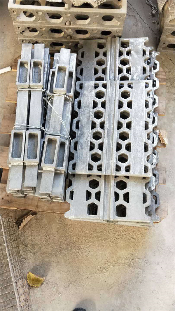 網(wǎng)帶爐導(dǎo)軌和托盤(pán)批發(fā)